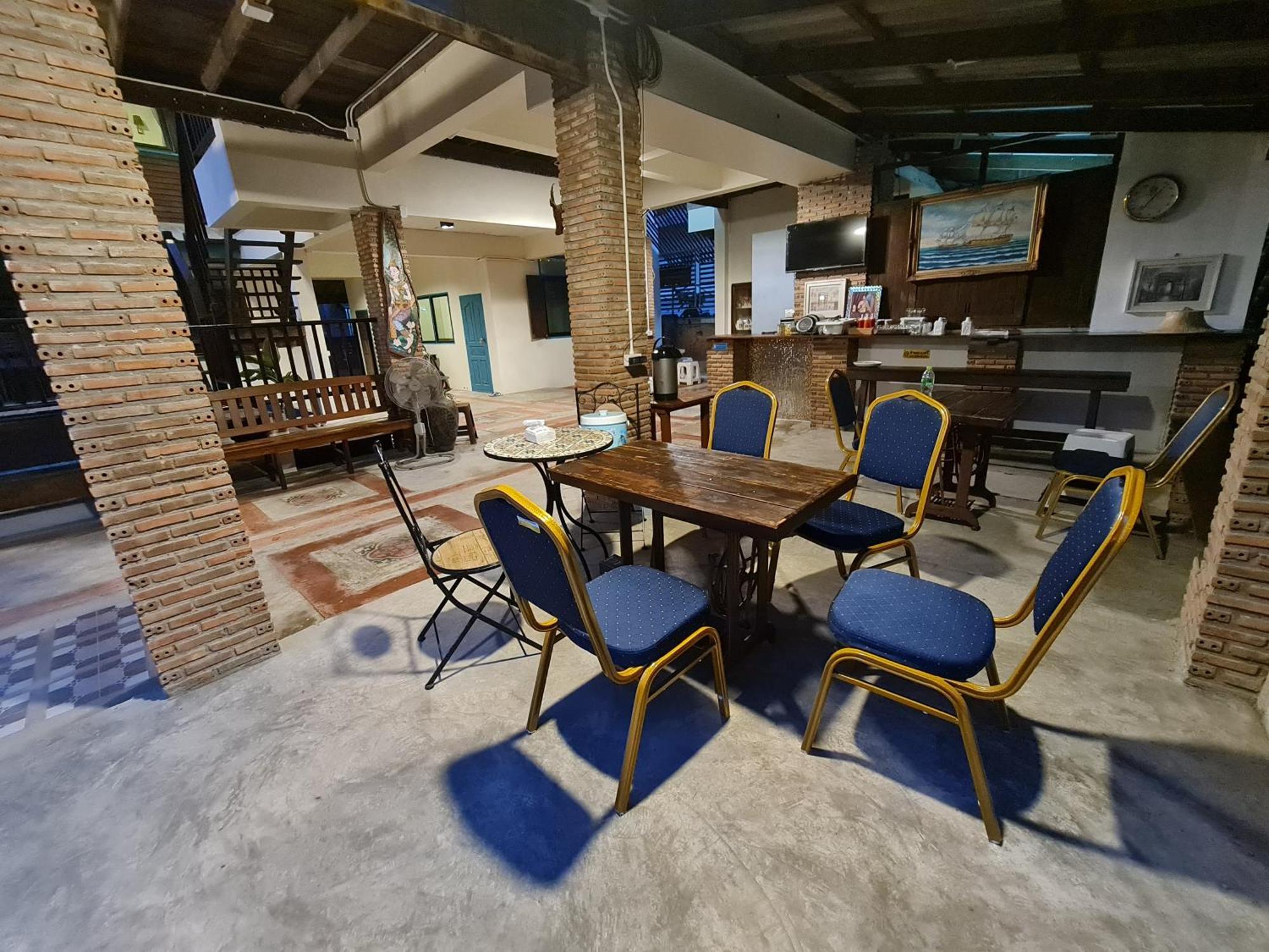 Tepbunthomhouse Ayutthaya Apartment Exterior photo