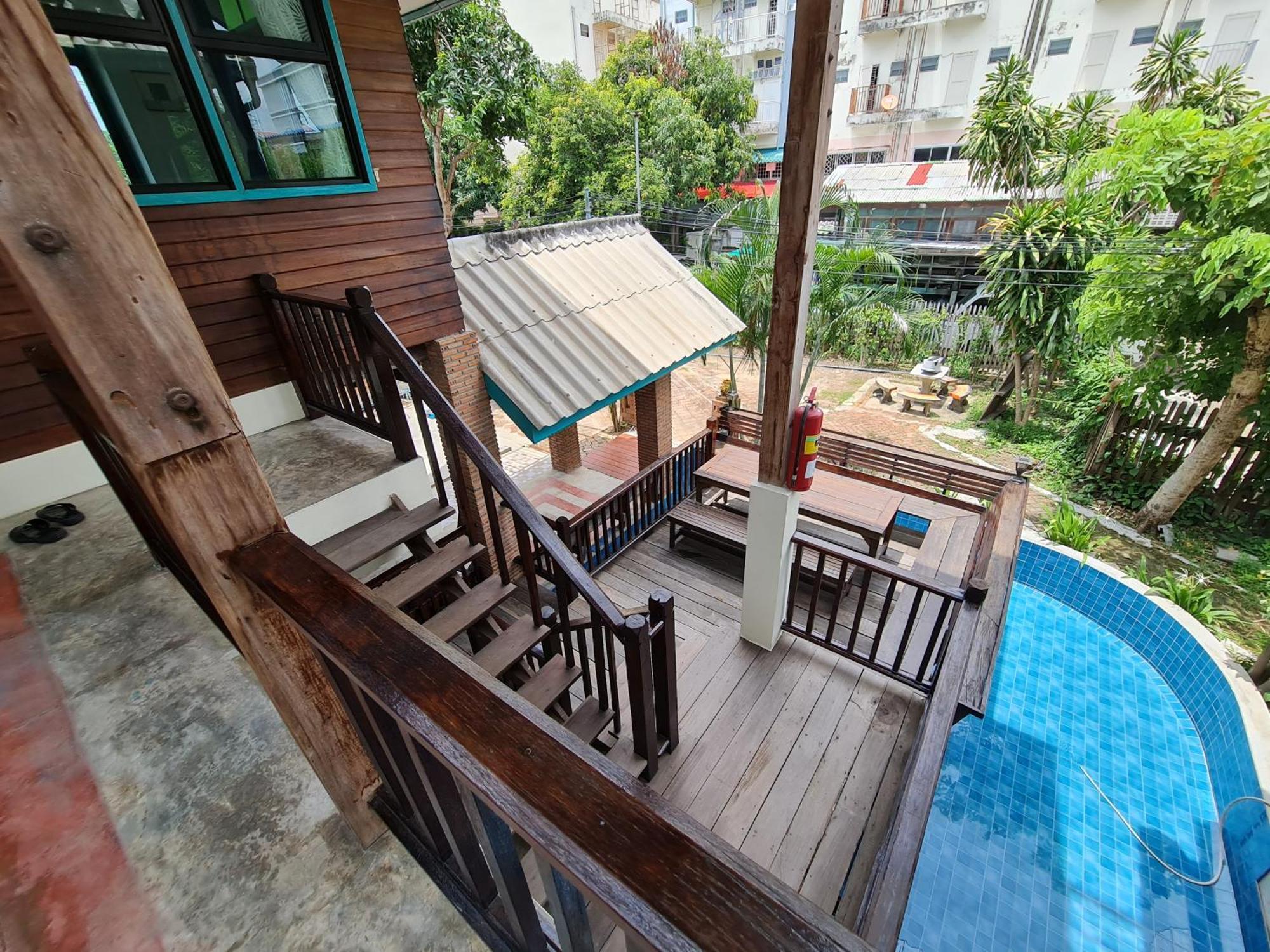 Tepbunthomhouse Ayutthaya Apartment Exterior photo