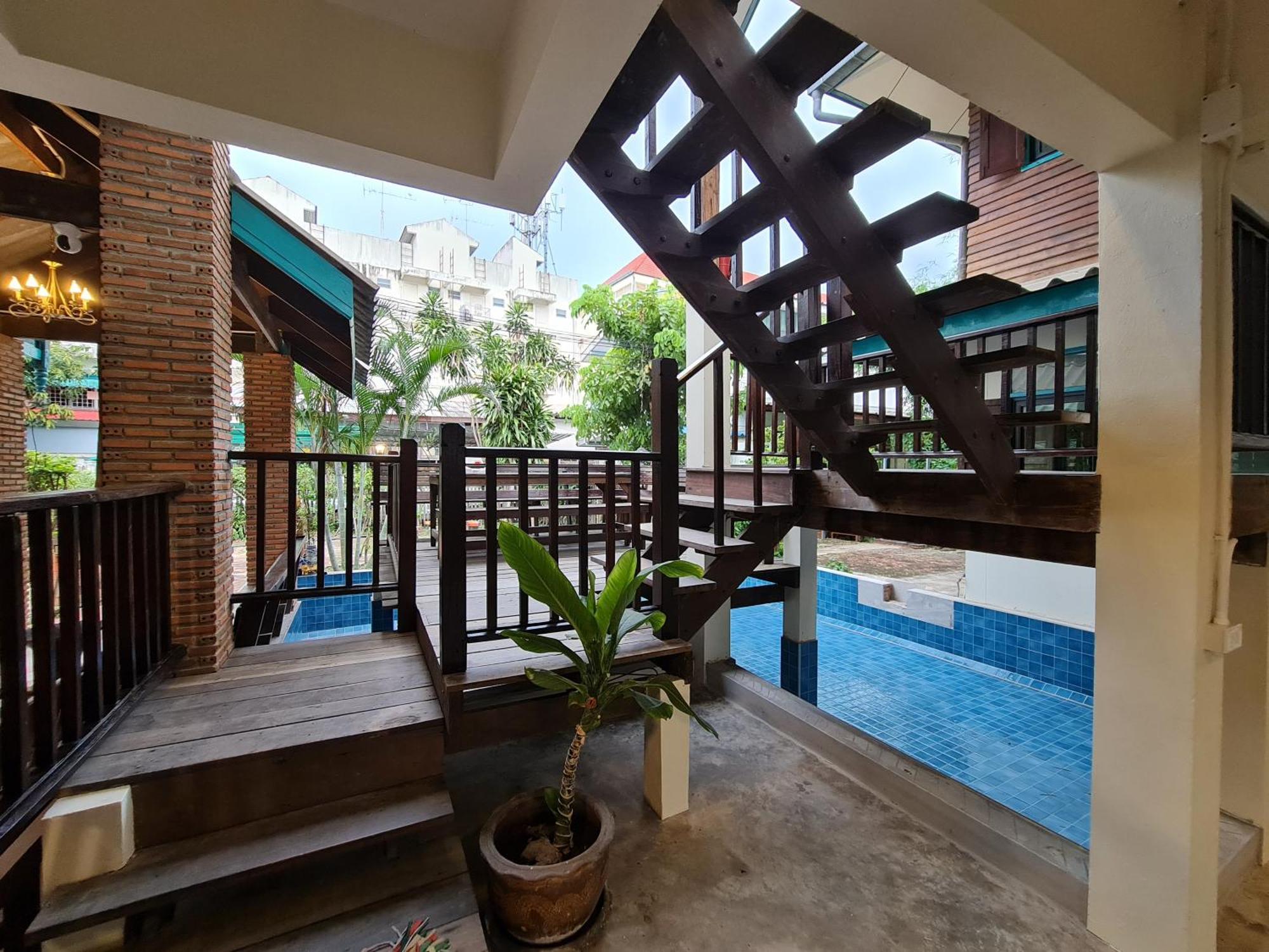 Tepbunthomhouse Ayutthaya Apartment Exterior photo