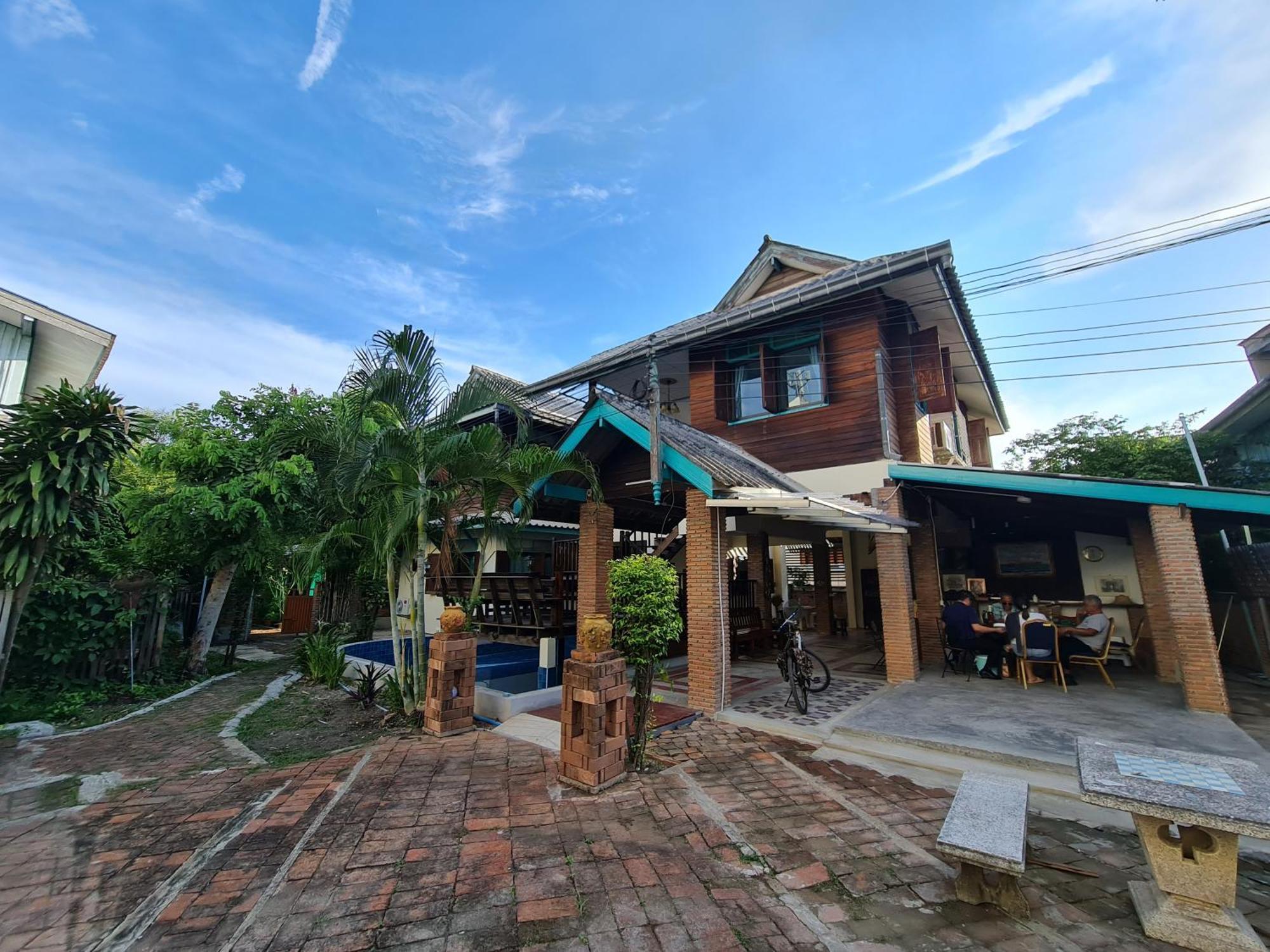 Tepbunthomhouse Ayutthaya Apartment Exterior photo
