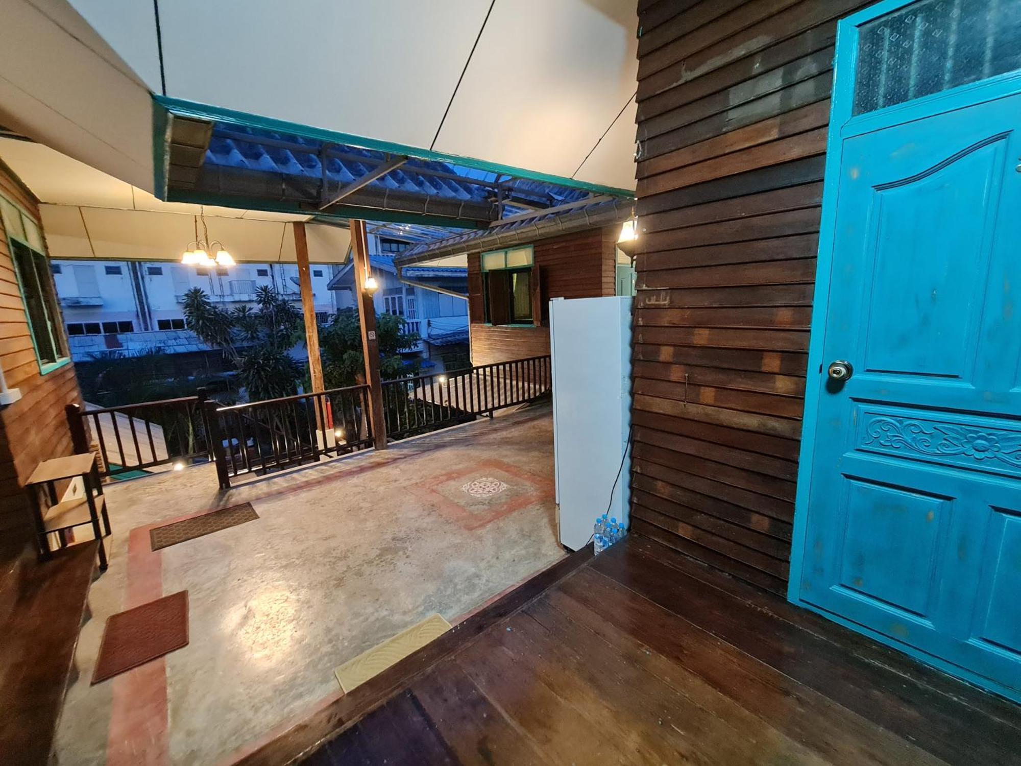 Tepbunthomhouse Ayutthaya Apartment Exterior photo